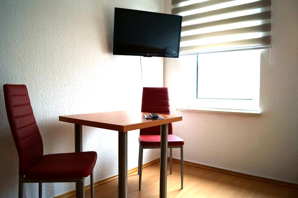 Ferienwohnung Holzhausen Leipzig Ruang foto